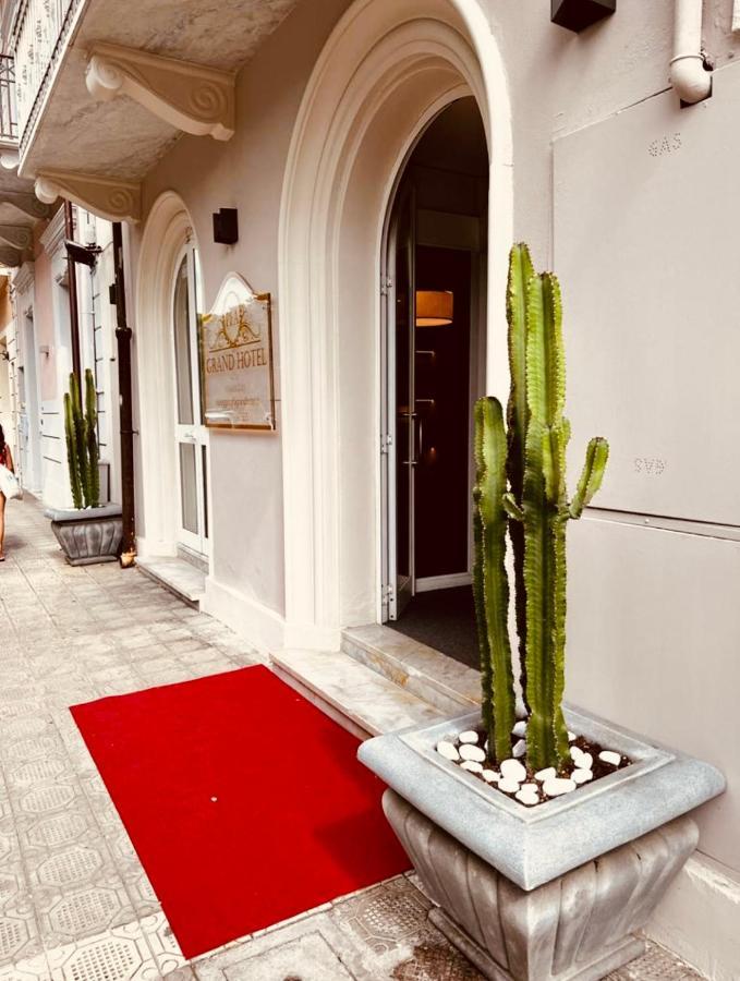 Pfa Hotel Виареджо Екстериор снимка