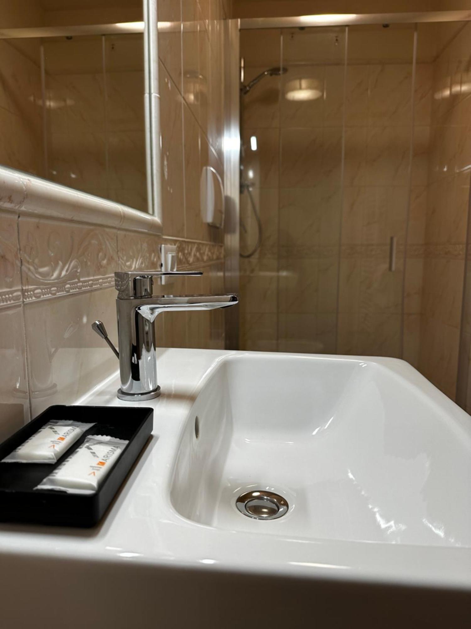 Pfa Hotel Виареджо Екстериор снимка